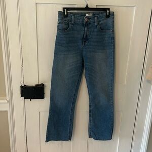 BDG straight leg jeans size 27